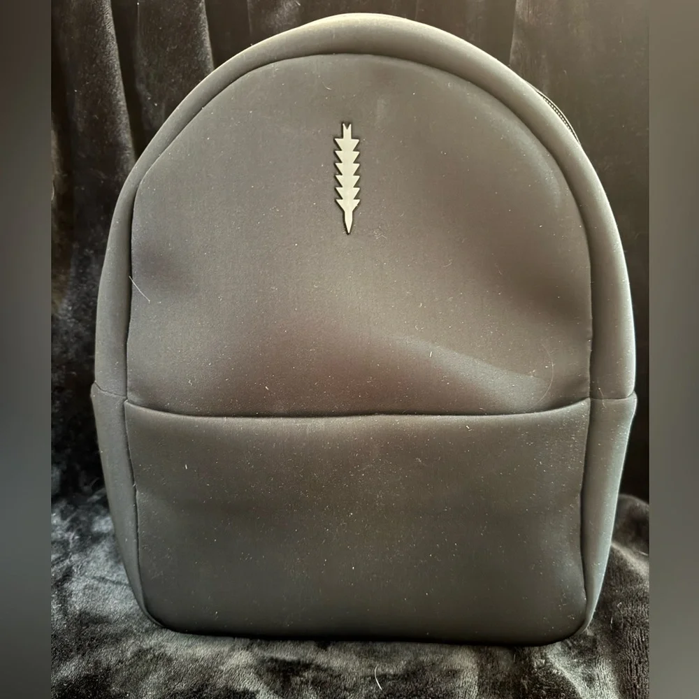 Thacker Backpack - Picture 1 of 6